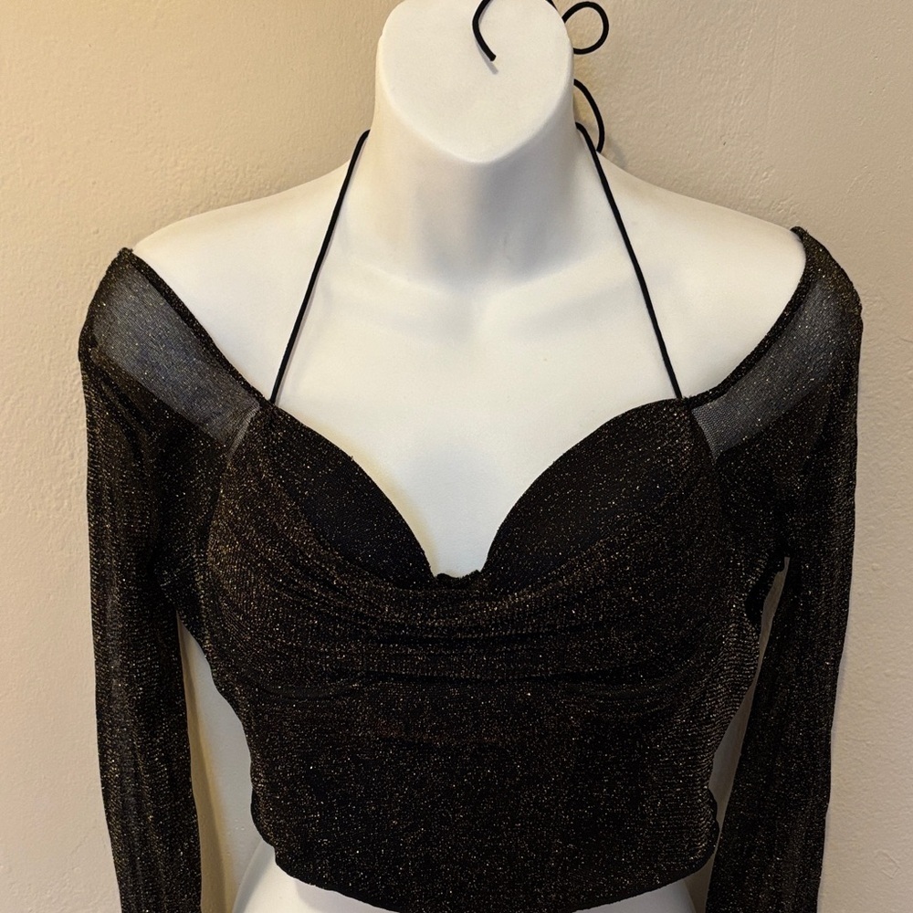 Revamped Black Shimmer Long Sleeve Crop Top - Picture 2 of 4